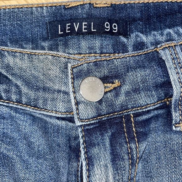 Anthropologie Level 99 Size 26 Star Embroidered Distressed Jeans - Picture 6 of 7